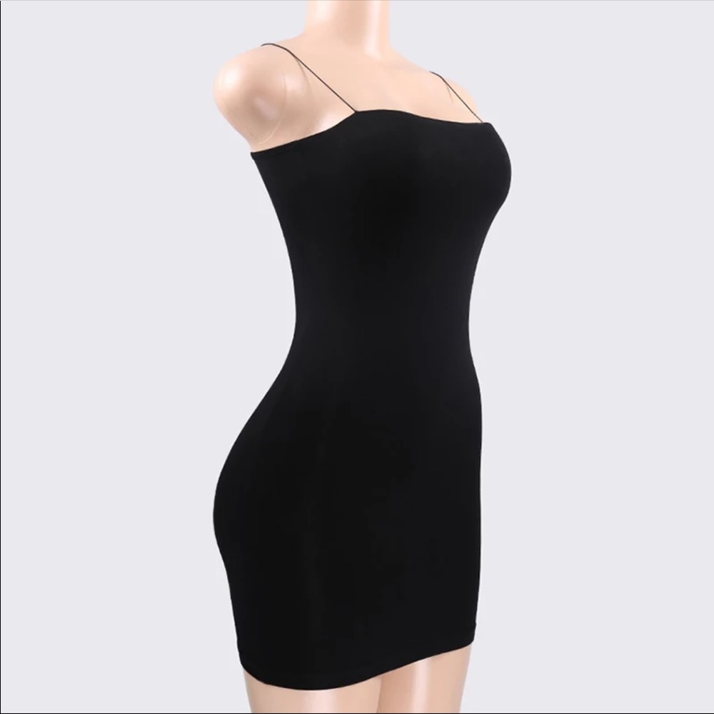 The Perfect LBD - Picture 7 of 7